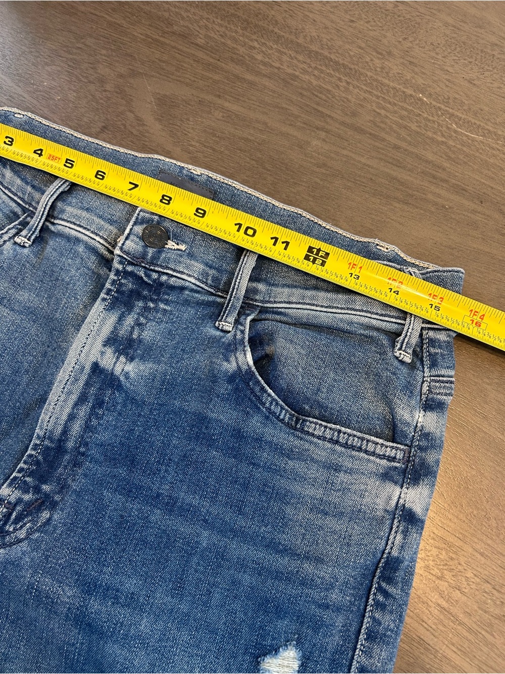 MOTHER The Hustler Ankle Fray Distressed Jeans Can’t Stop Staring Wash Size 32 - Picture 5 of 9